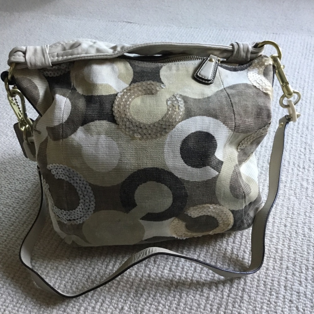 Coach Hobo Bag in Cream and Brown - Picture 5 of 16